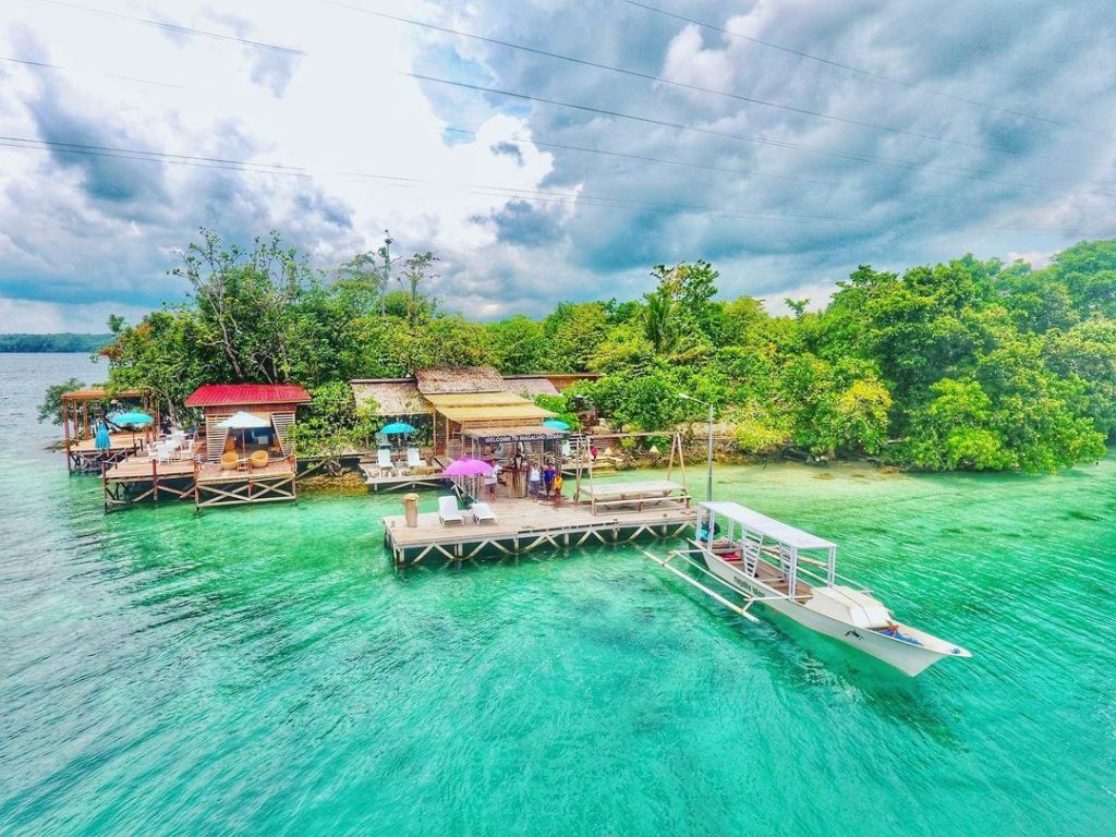 Magaliho Island 4